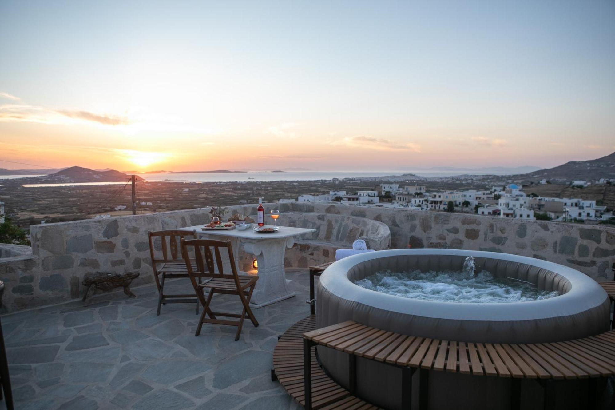 Villa Themed House "Castle Halaros" View 17Th Century Glinado Naxos Exterior foto